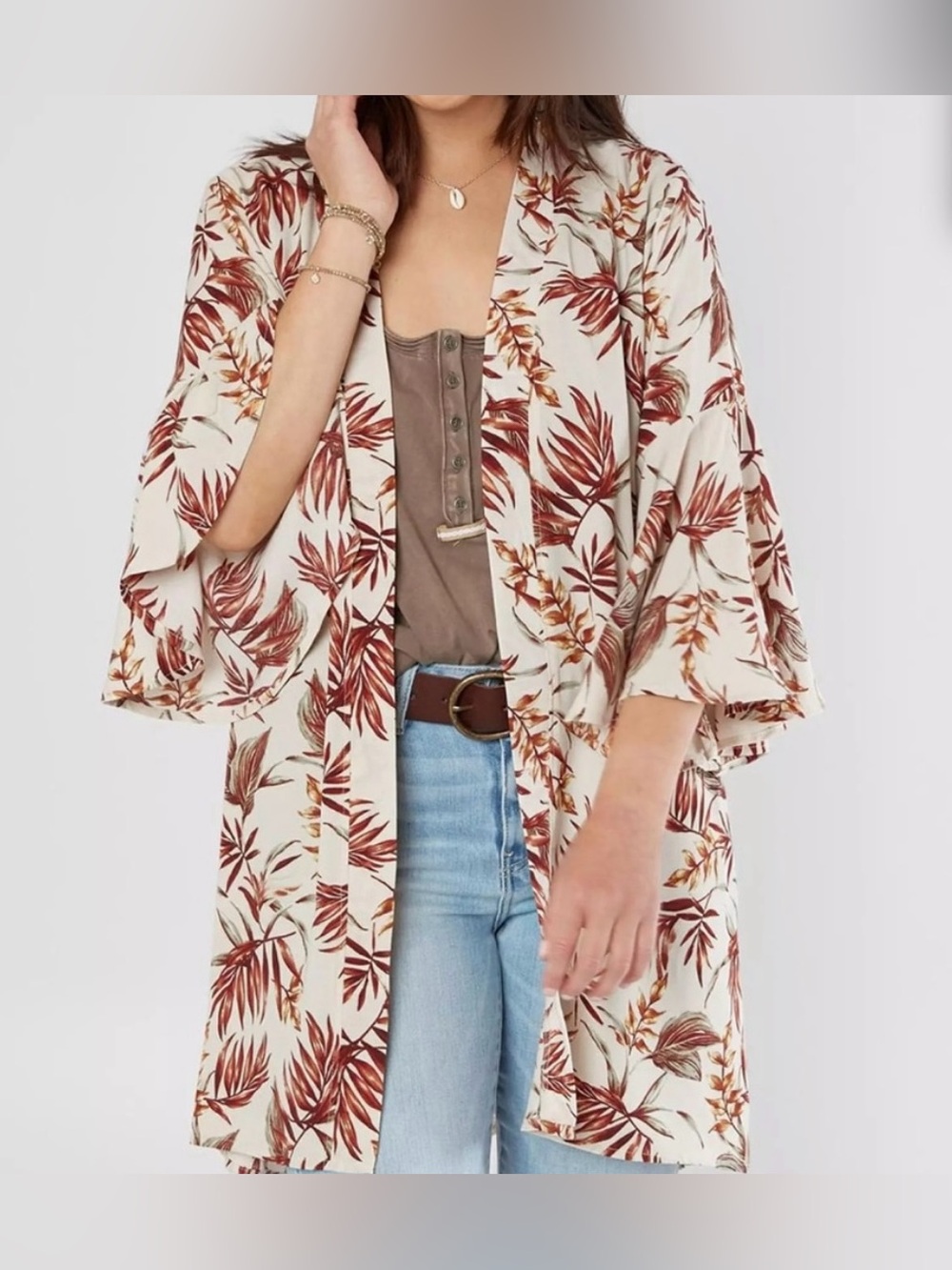 Excellent! Pretty Floral Gimmicks by BKE Kimono Size XL